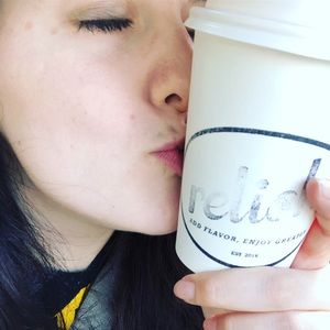Meet your Posher, Antonia